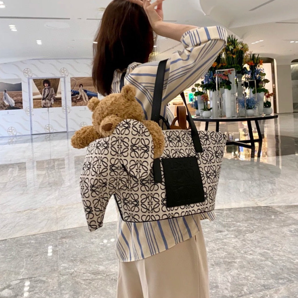 New small elephant shopping bag