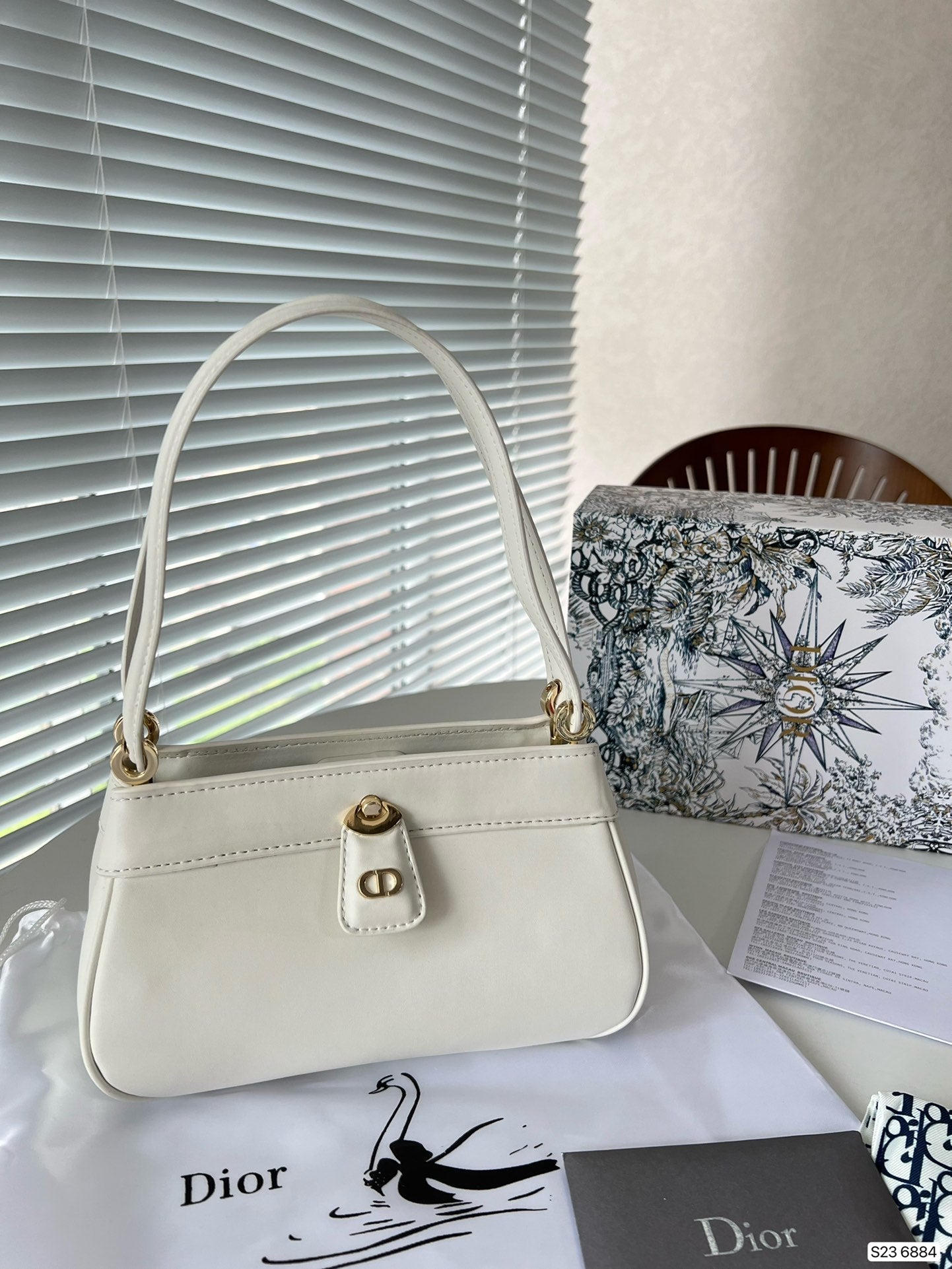 New for 23 years Vintage Elegant Bag