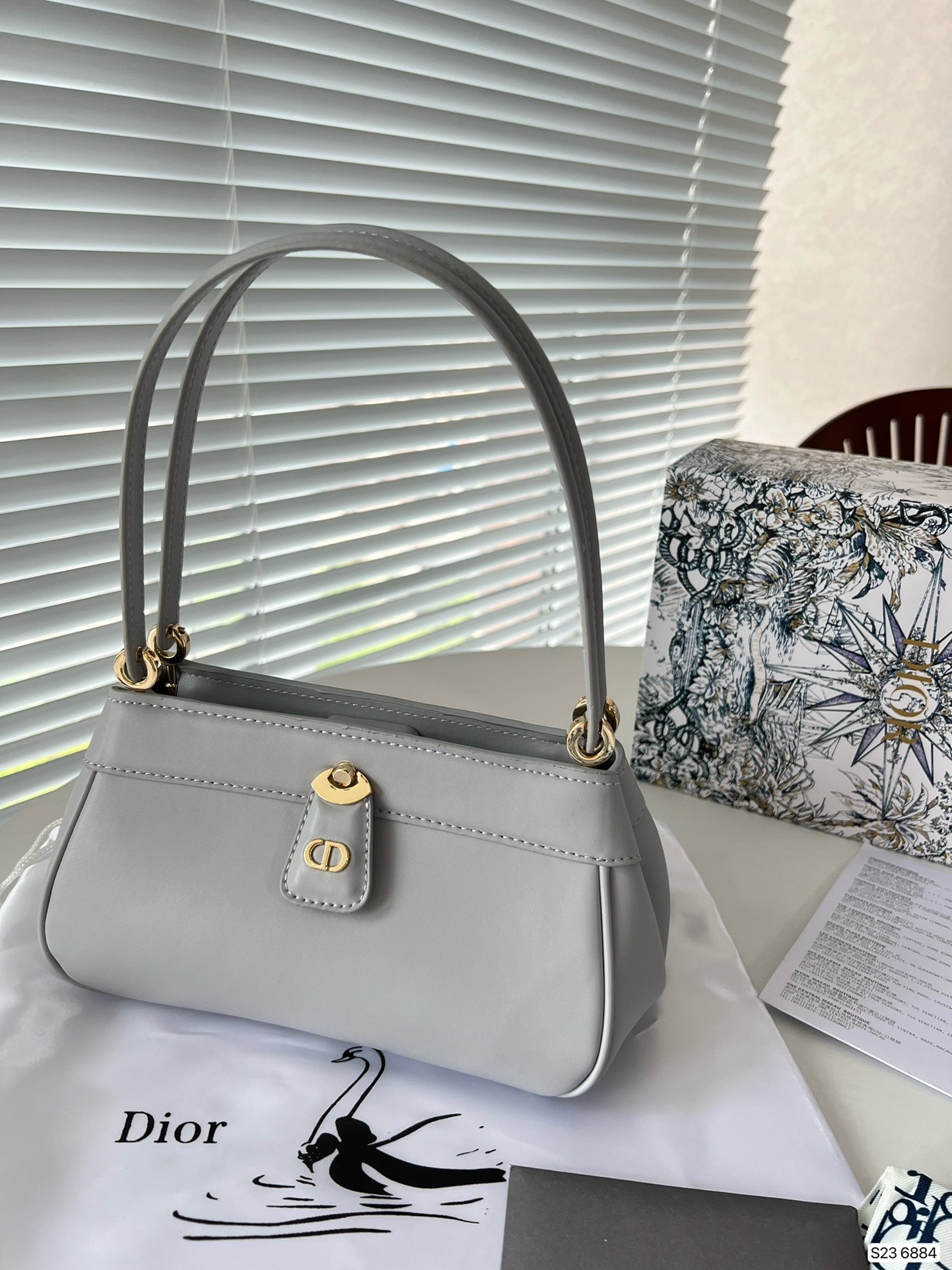 New for 23 years Vintage Elegant Bag