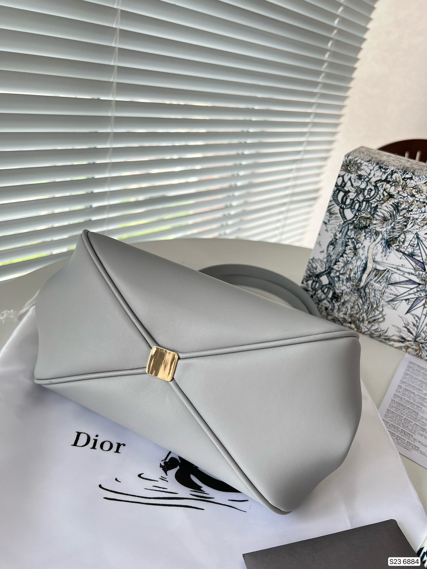 New for 23 years Vintage Elegant Bag