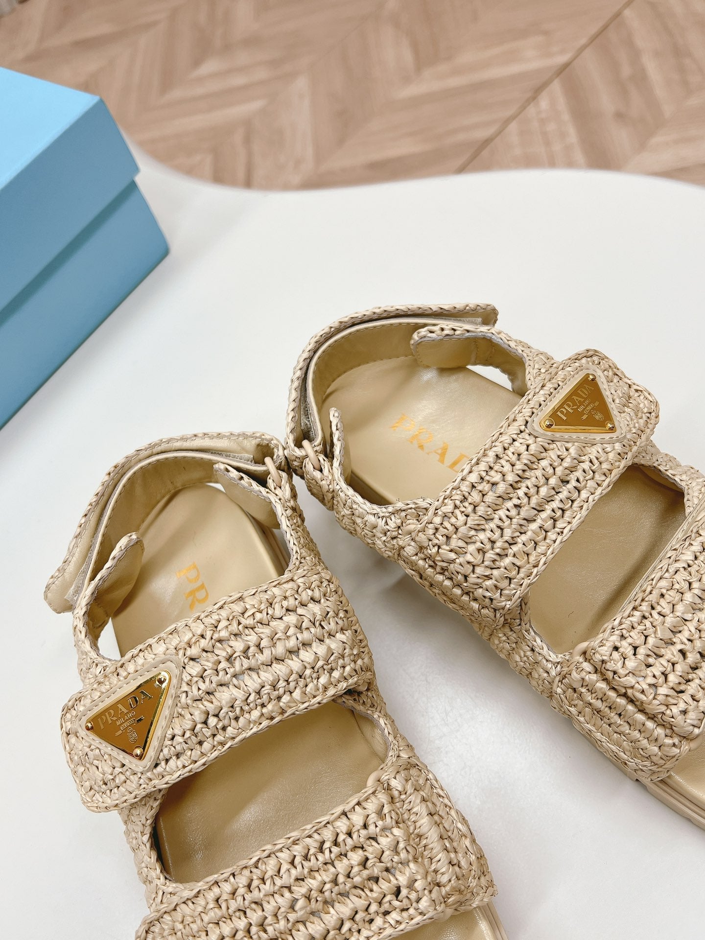 Pra*24 new woven sandals 1:1  VIP