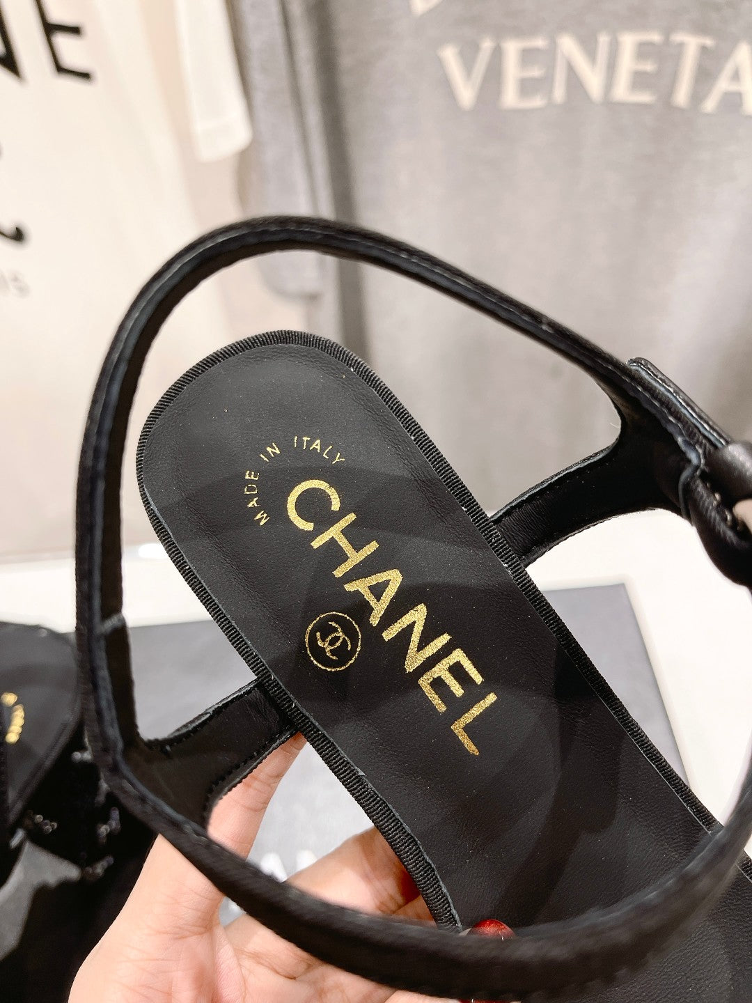 CHA* 24 new hot diamond sandals