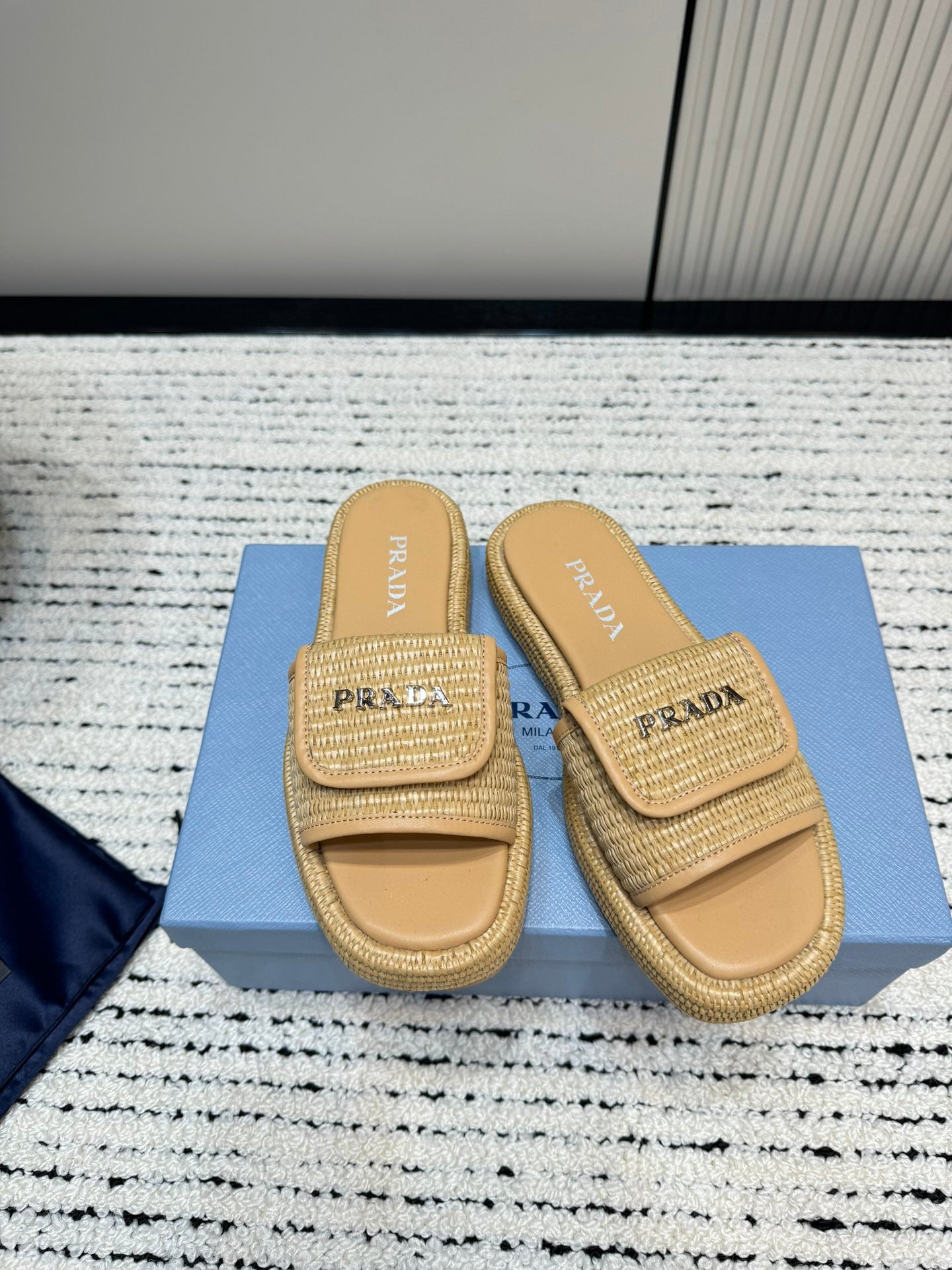 PRA* 24 New Straw Shoes Slippers 1:1 VIP