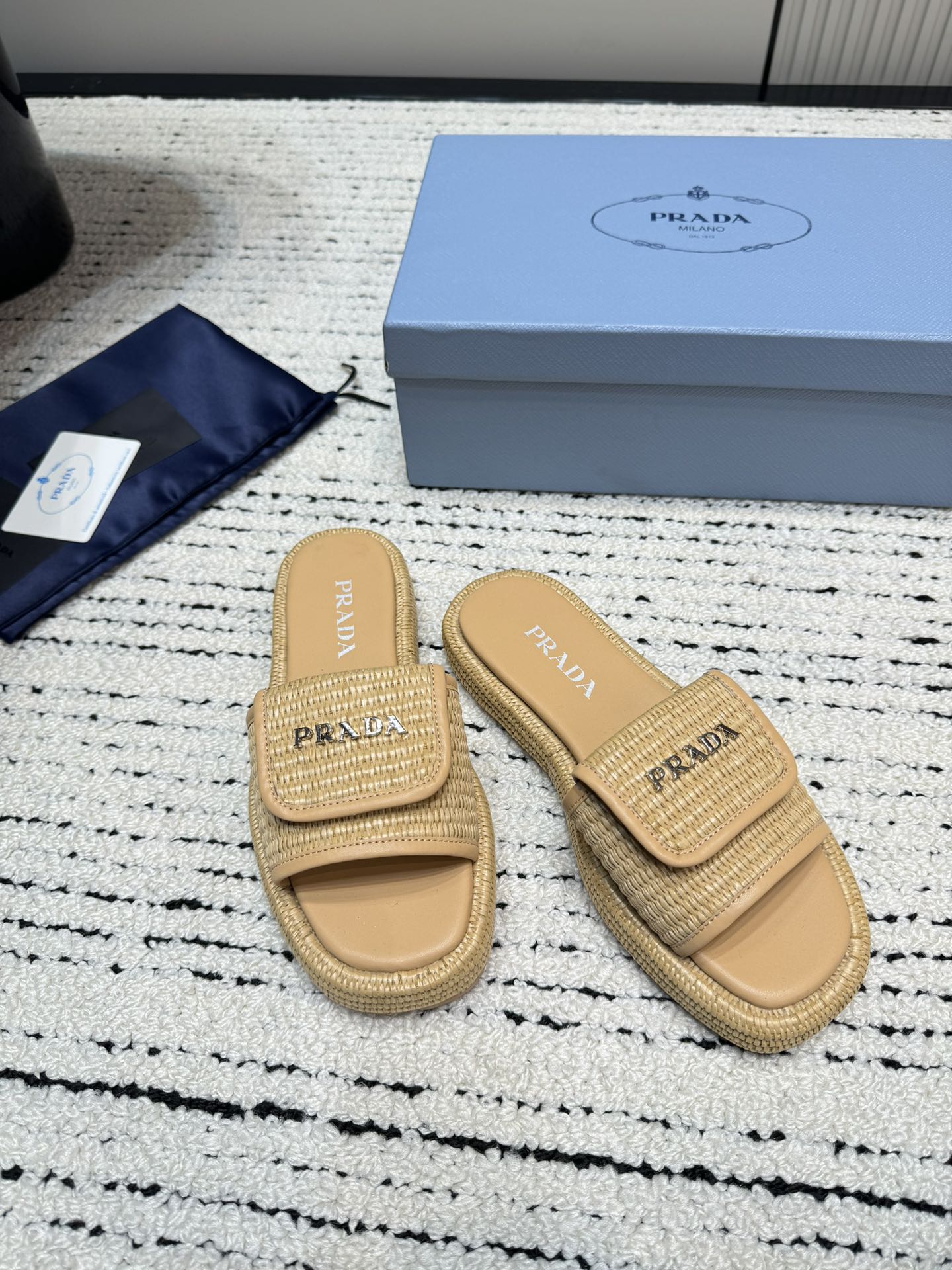 PRA* 24 New Straw Shoes Slippers 1:1 VIP