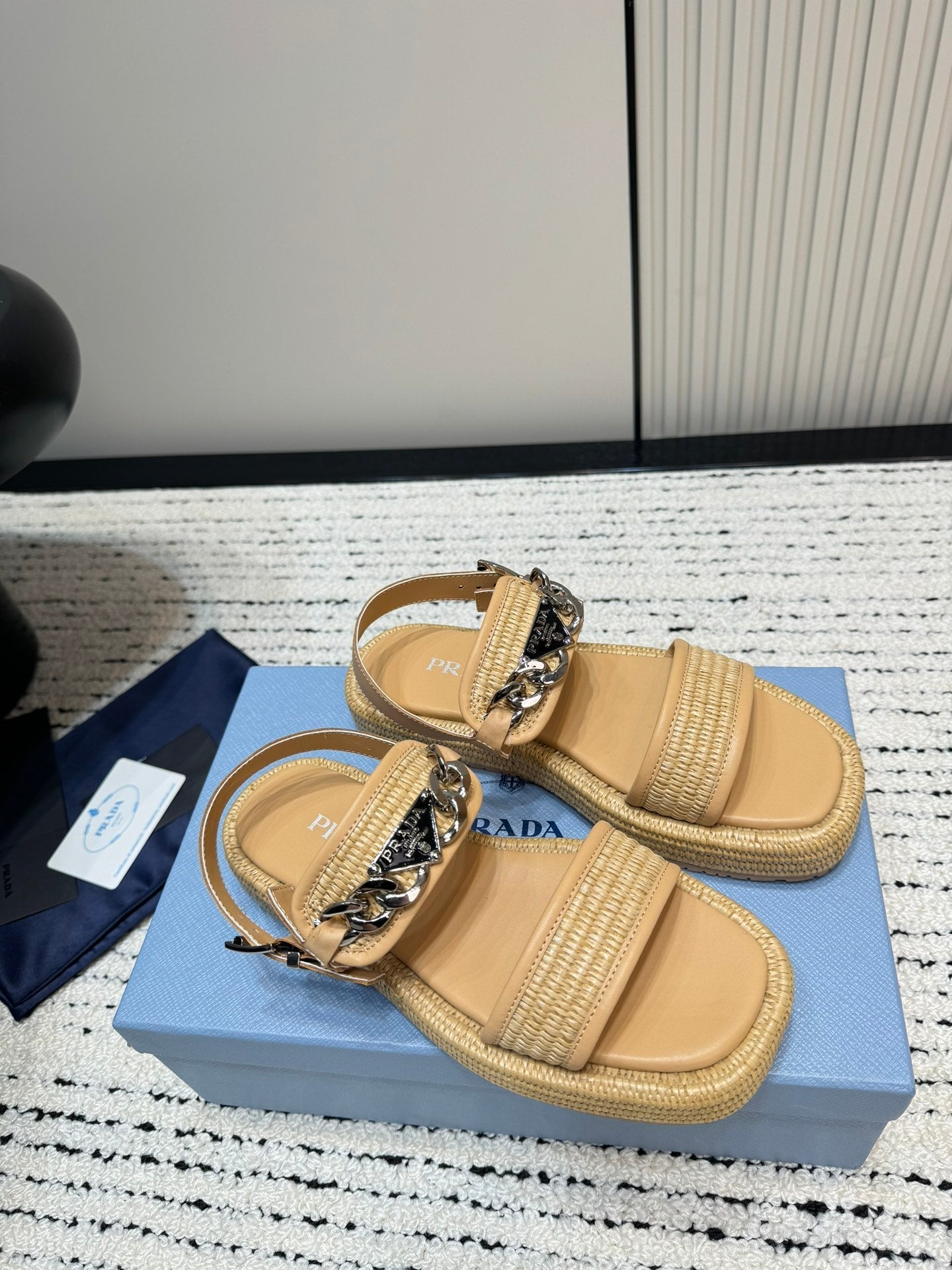 PRA* 24 new woven shoes and slippers 1:1 VIP