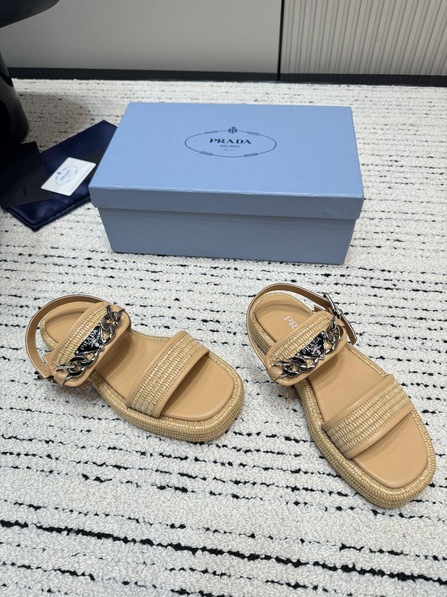 PRA* 24 new woven shoes and slippers 1:1 VIP