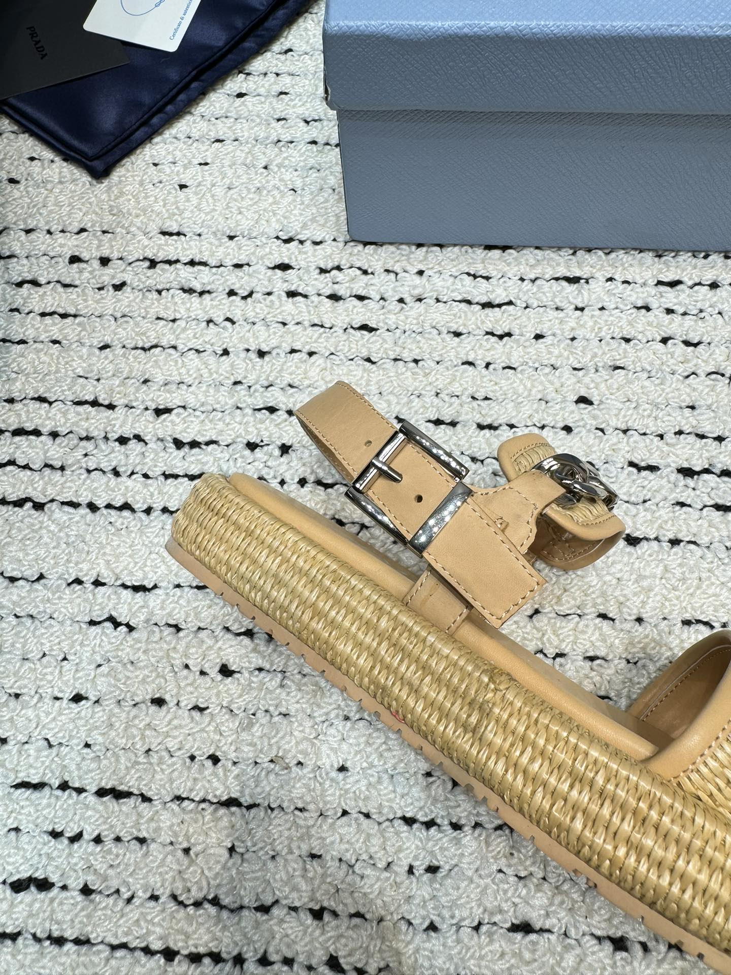 PRA* 24 new woven shoes and slippers 1:1 VIP