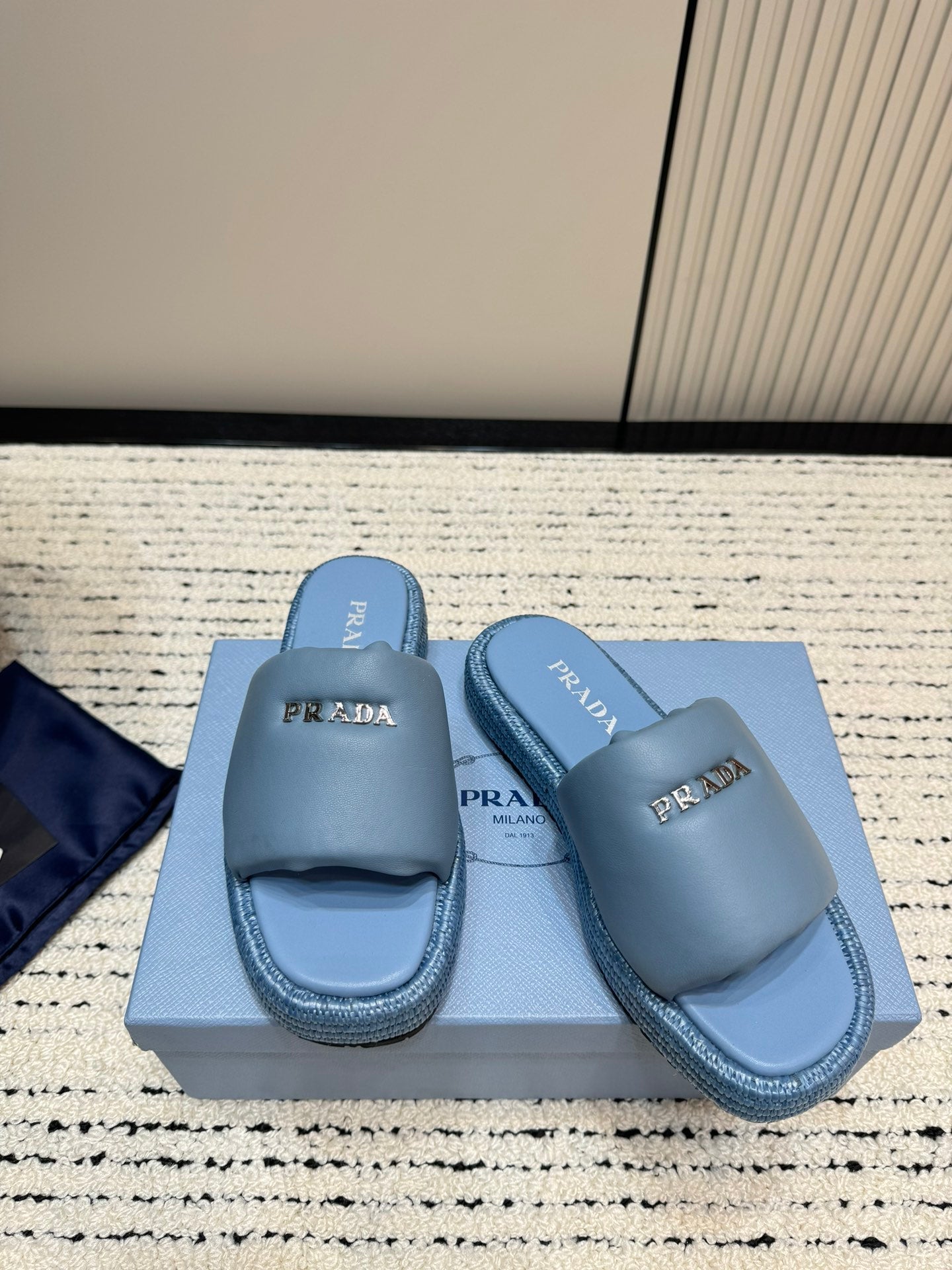 PRA* 24 new bread slippers 1:1 VIP