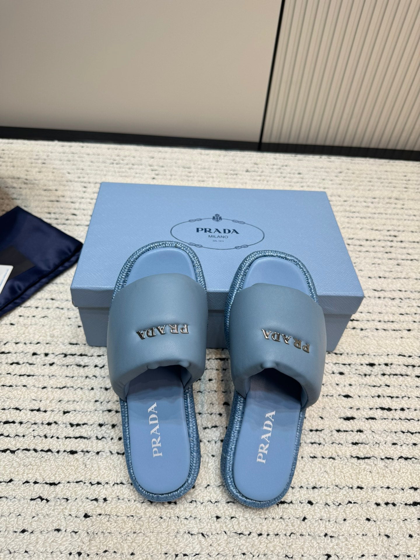 PRA* 24 new bread slippers 1:1 VIP