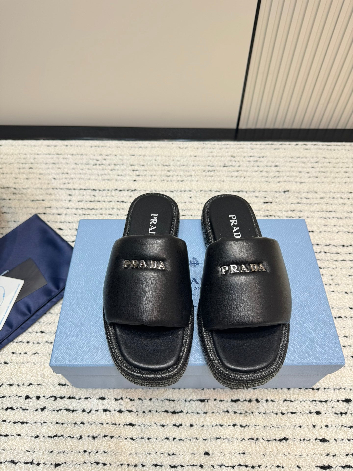 PRA* 24 new bread slippers 1:1 VIP