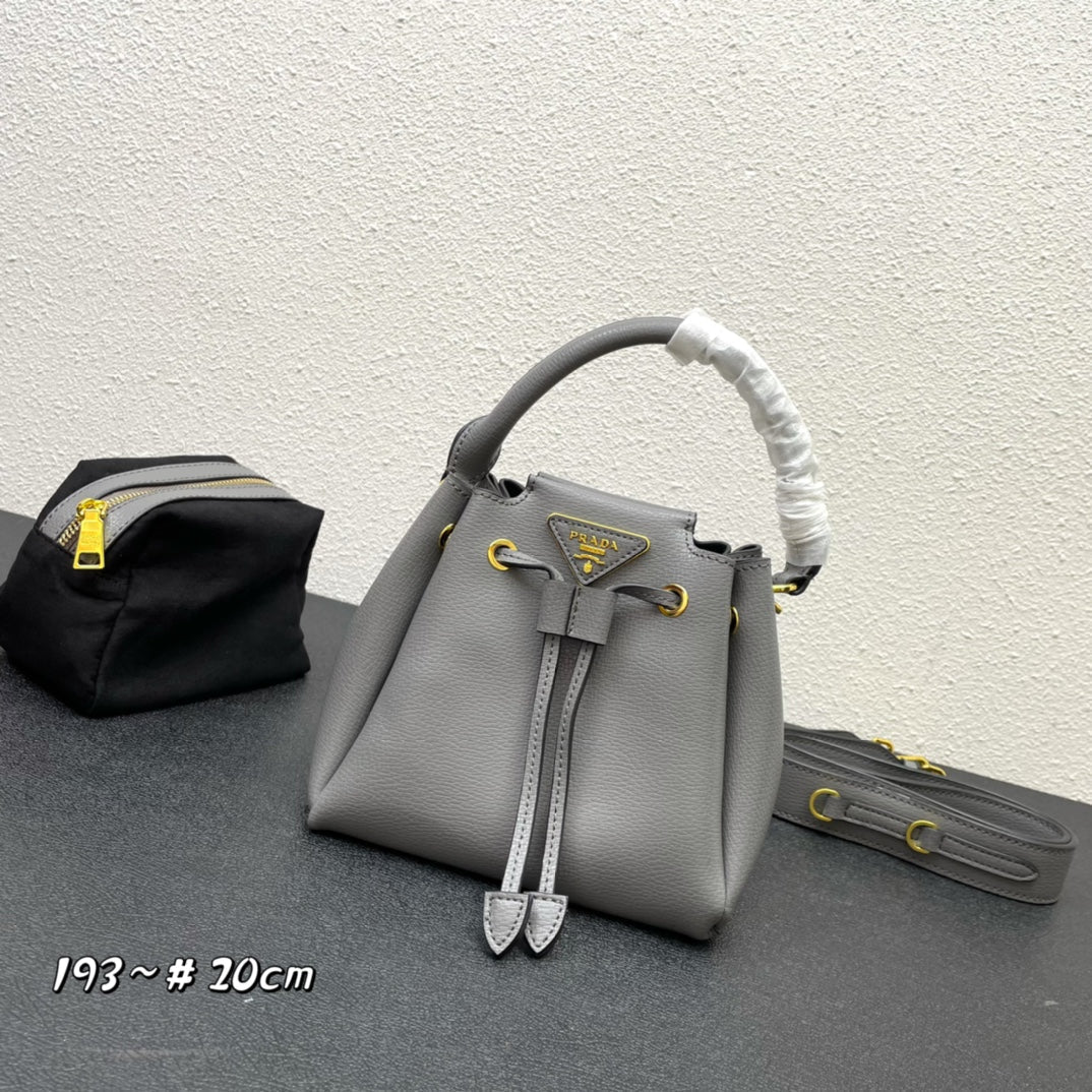 PR* 24 new bucket bag