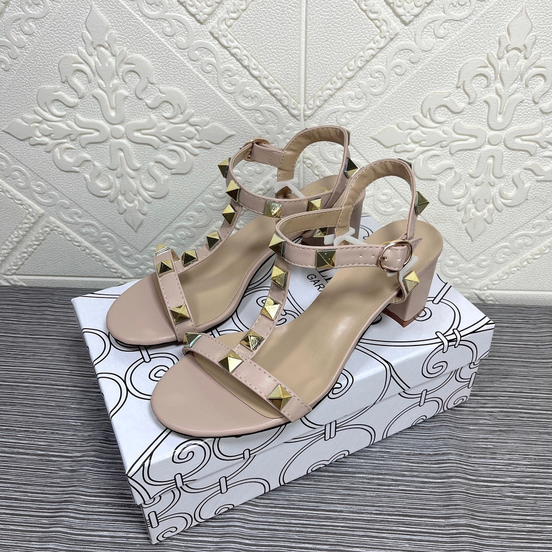 Valent* classic high heel sandals