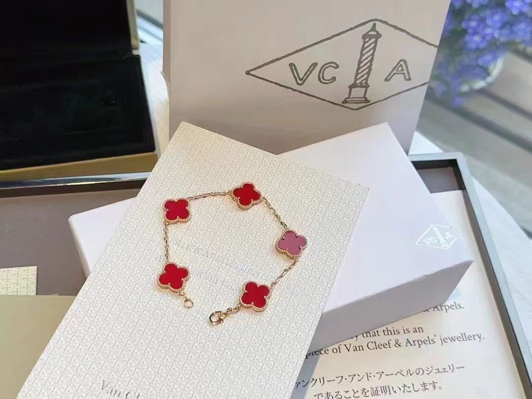 four leaf clover bracelet