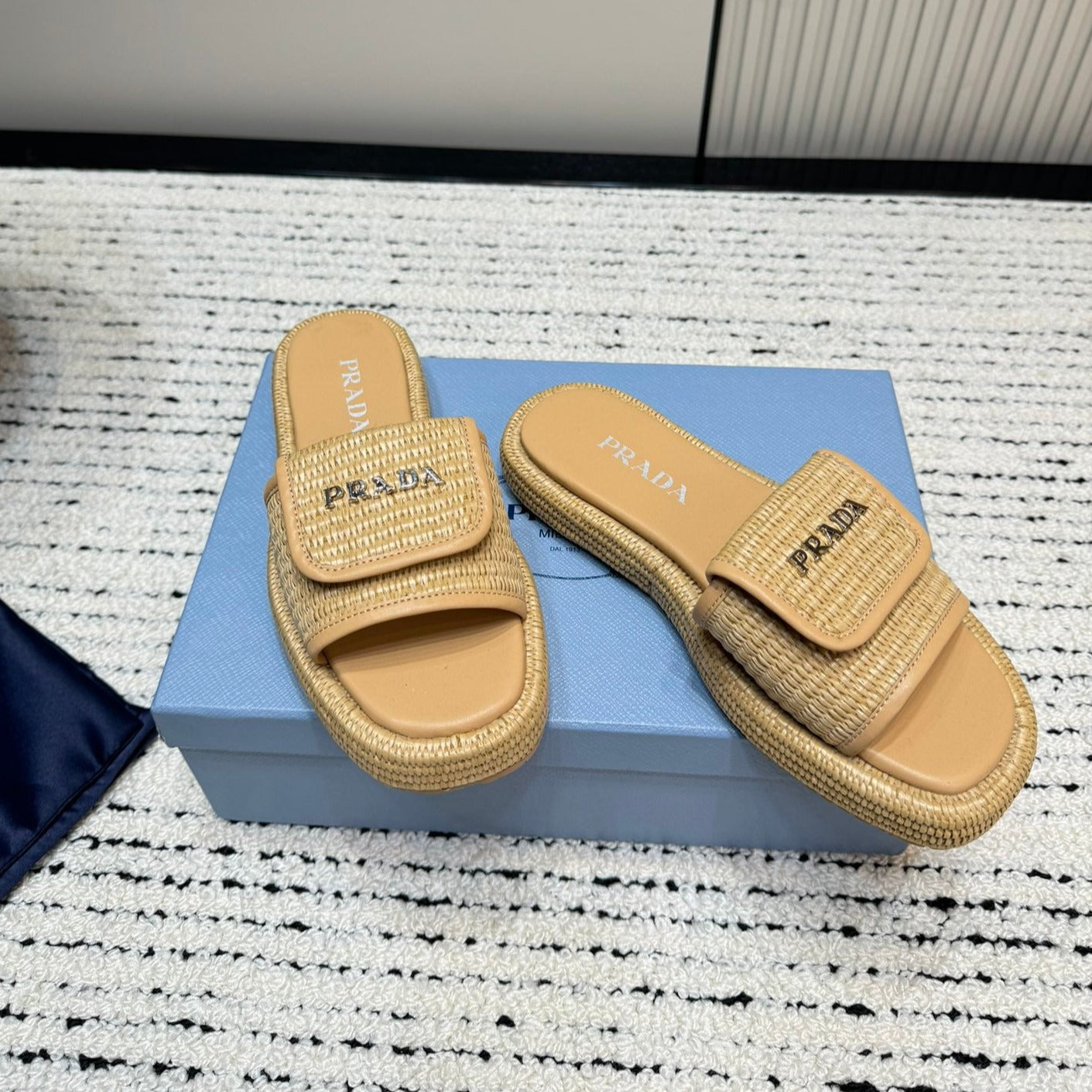 PRA* 24 new straw sandals slippers