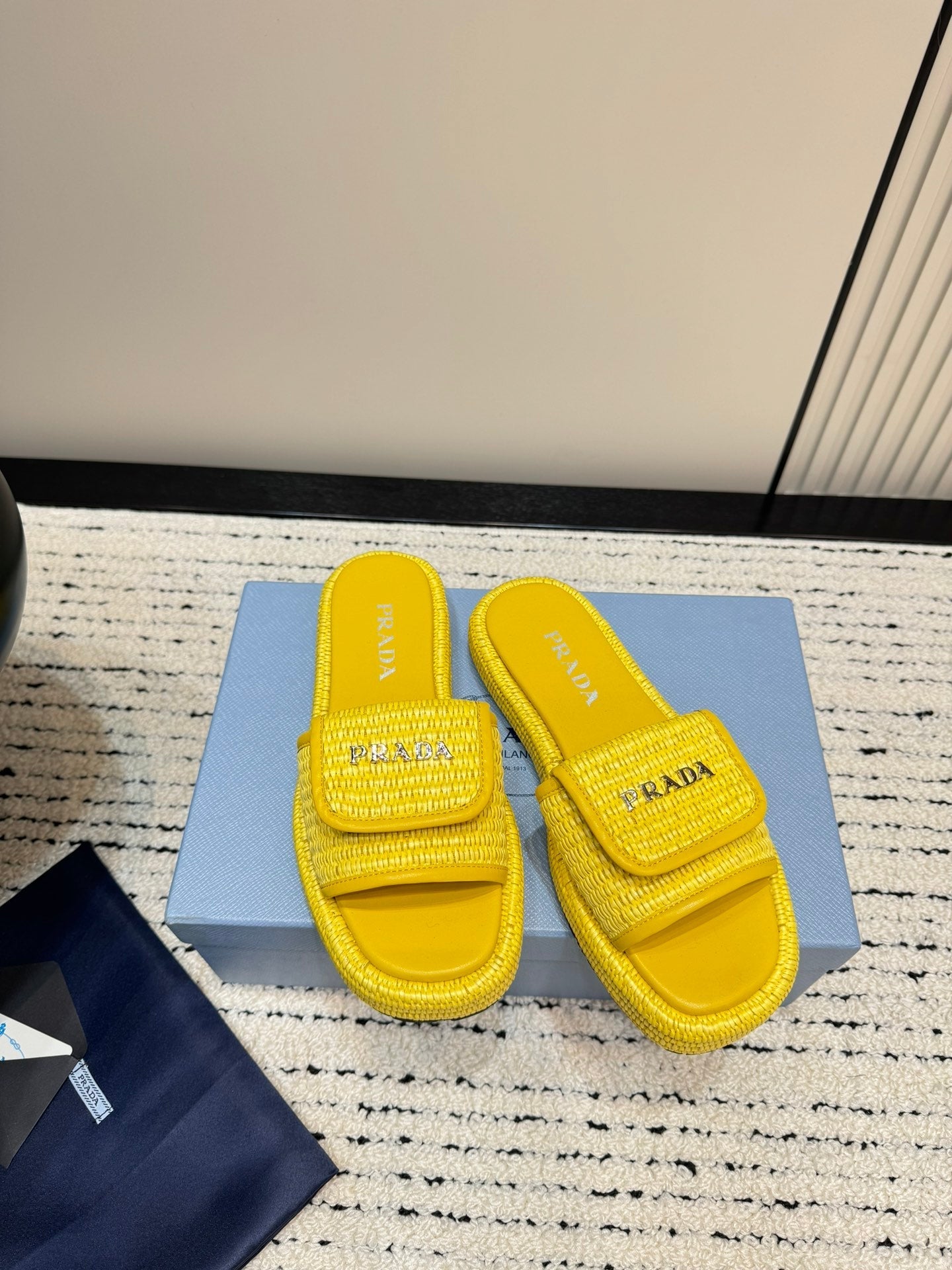 PRA* 24 new straw sandals slippers