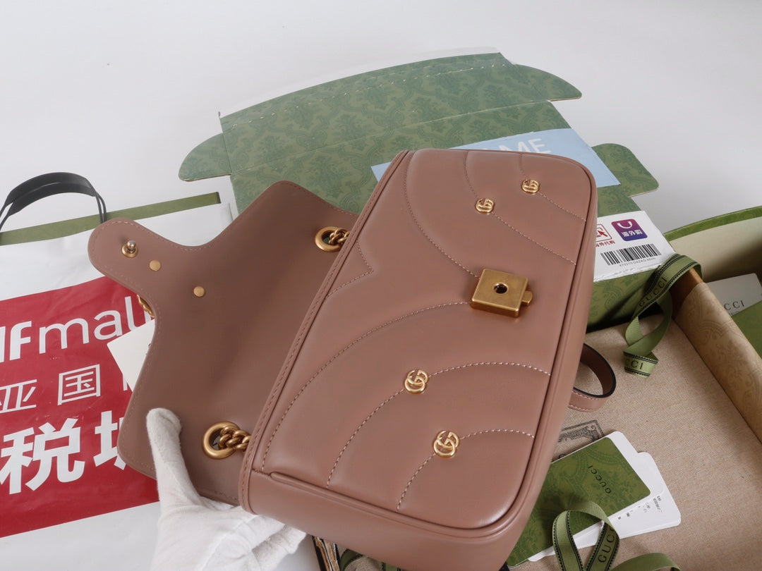 GU* Badge Chain Bag 1:1 VIP