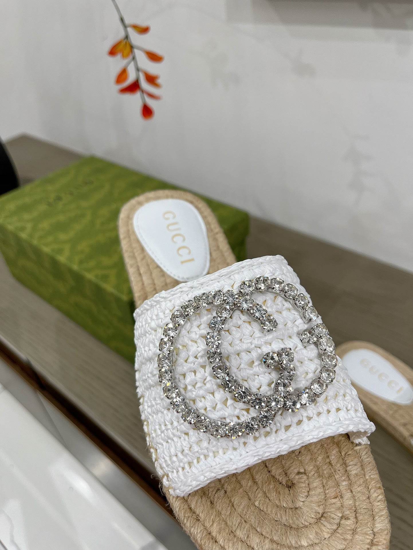 GUC* 24 new woven slippers