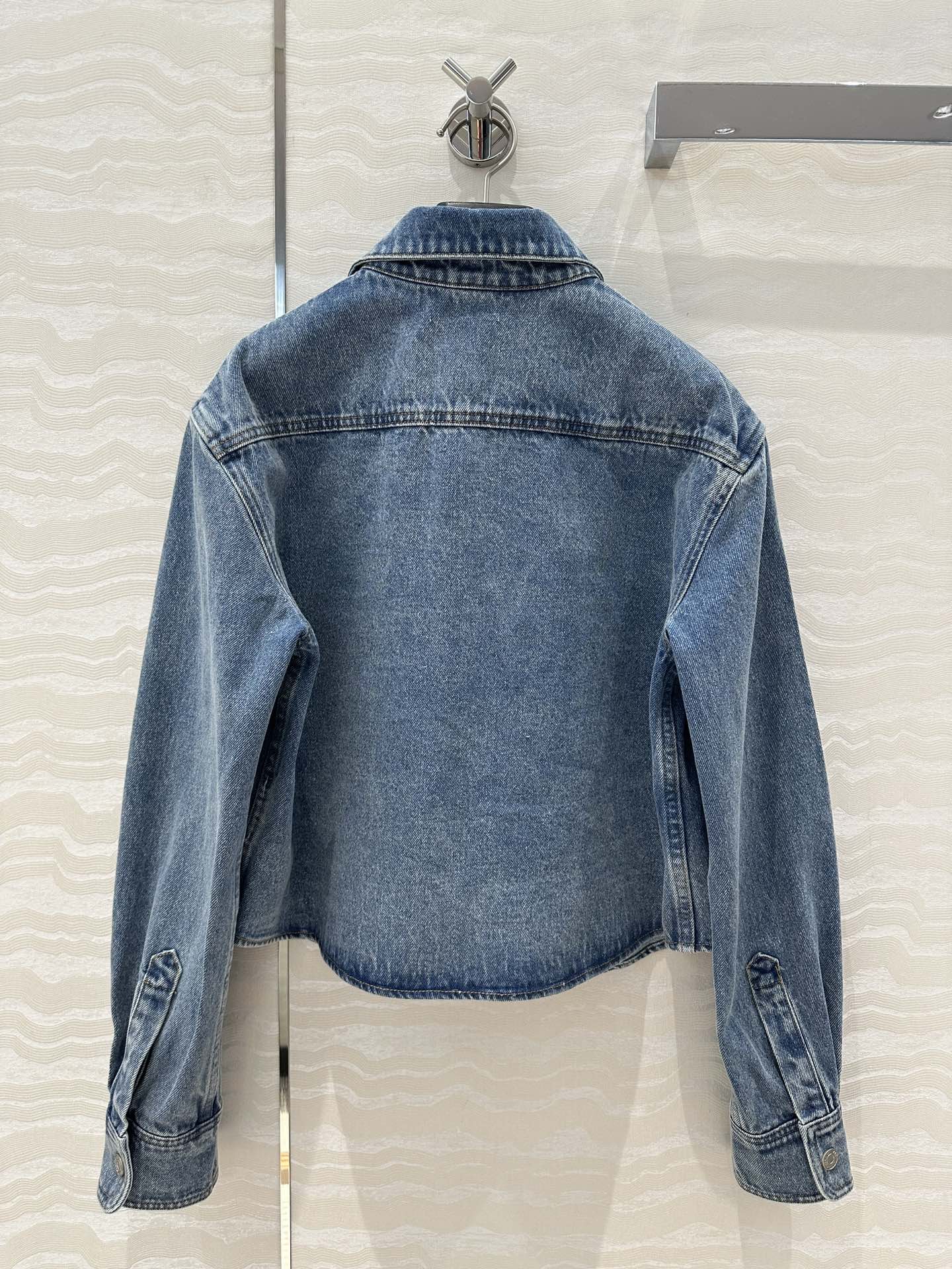 AM* Cropped denim jacket