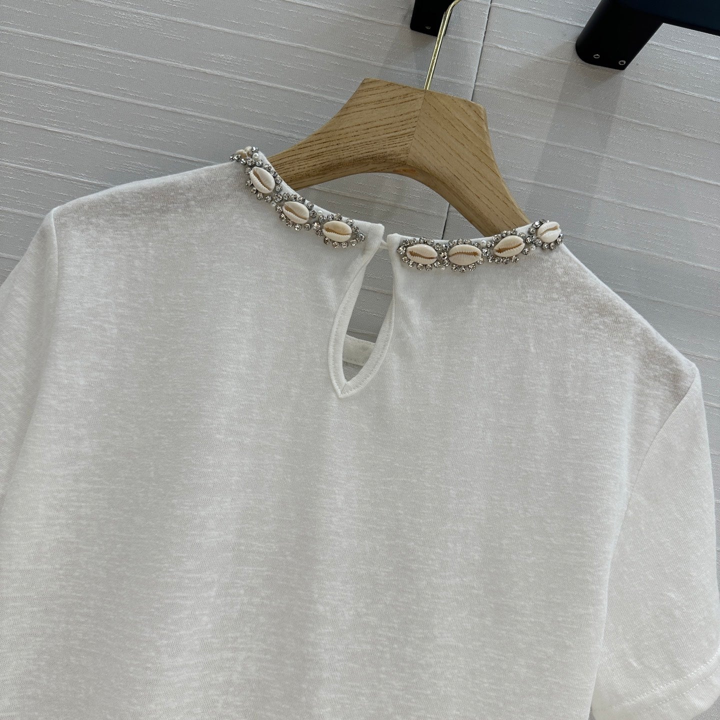 ZIM* 25SS Shell Crystal Collar T-shirt