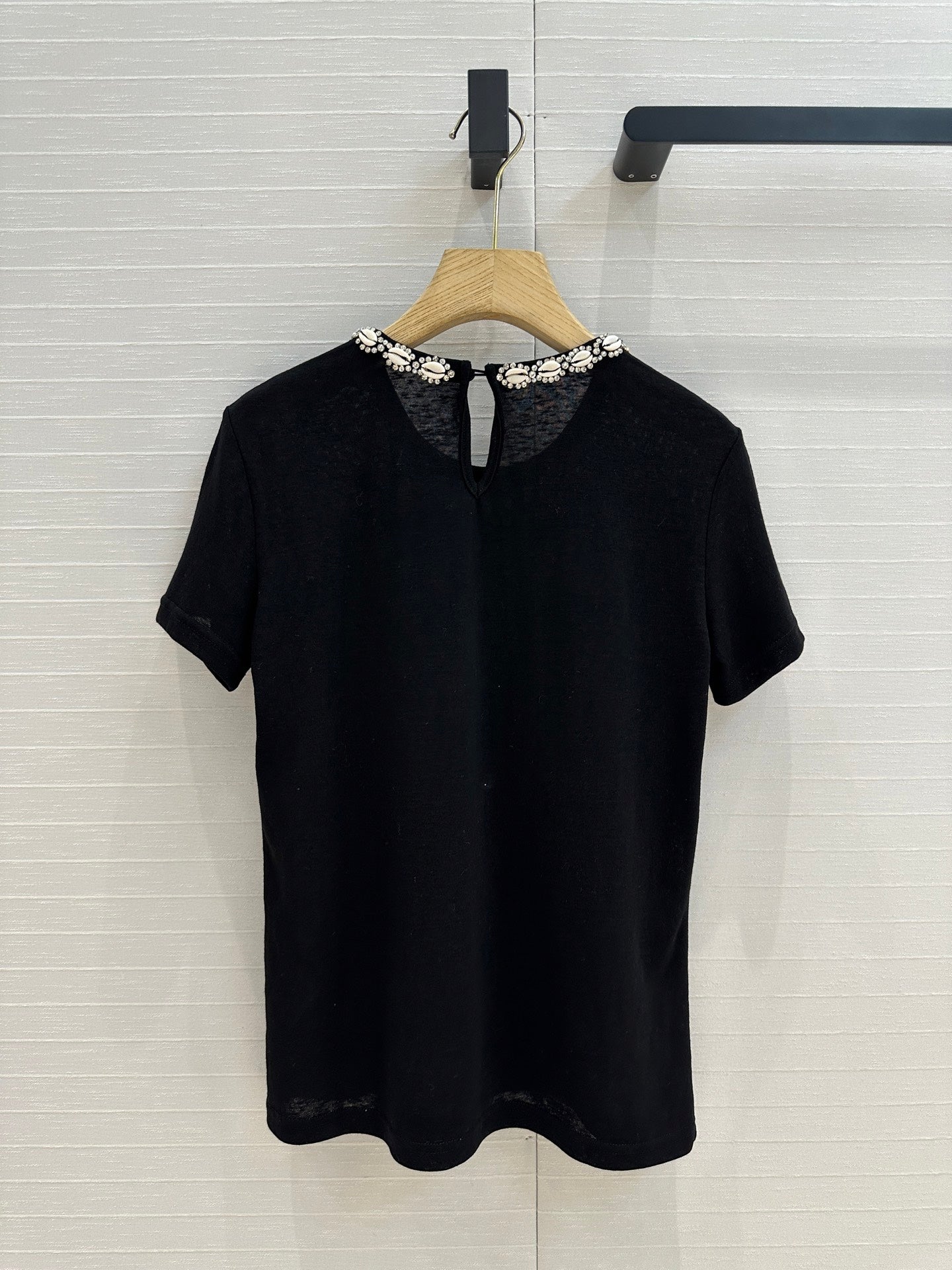ZIM* 25SS Shell Crystal Collar T-shirt