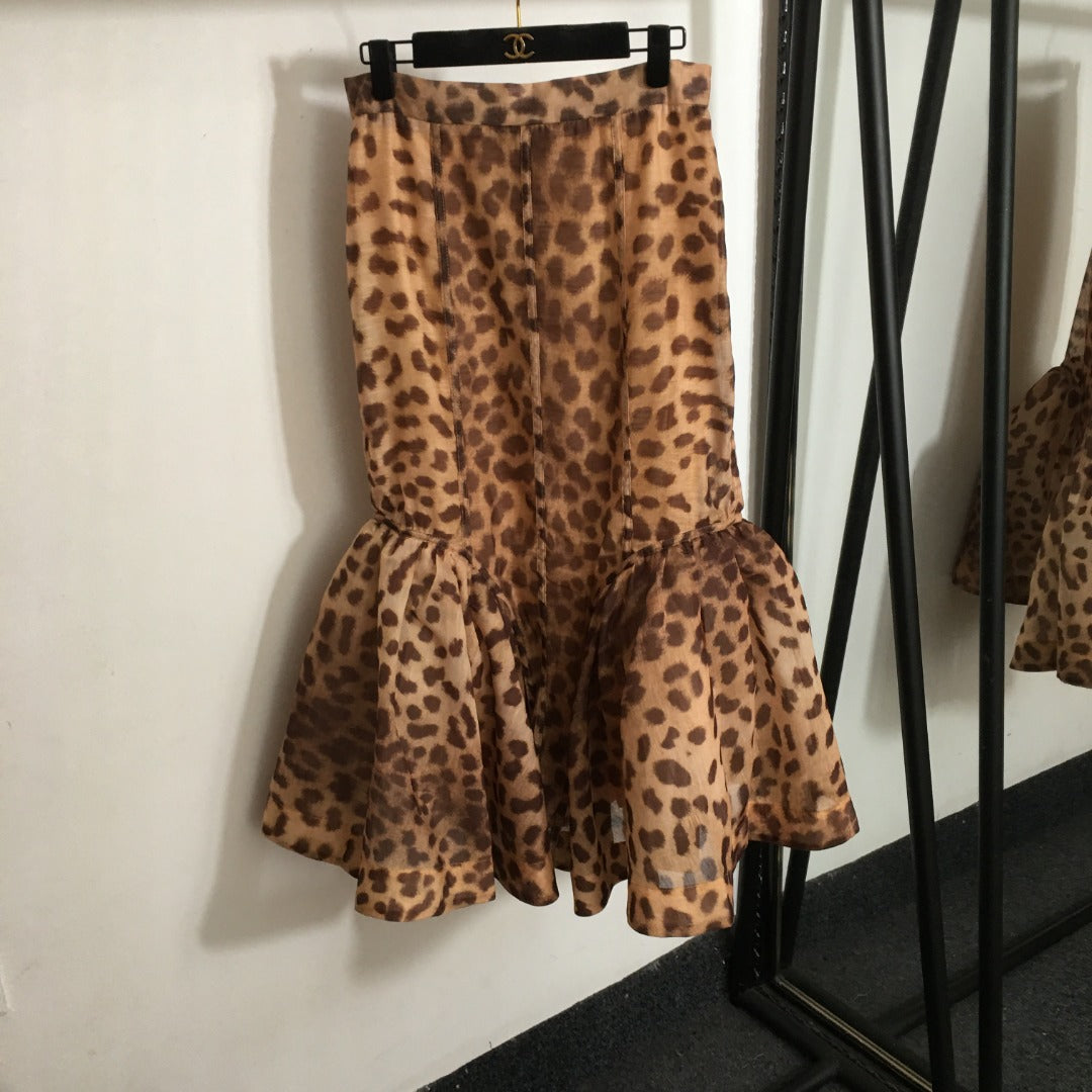 ZIM* Bubble leopard print long-sleeved shirt + high-waist fishtail skirt