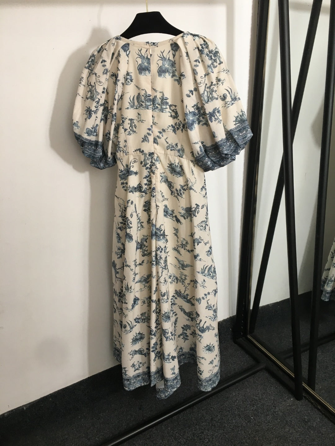 ZIM* Printed U-neck puff short-sleeved dress