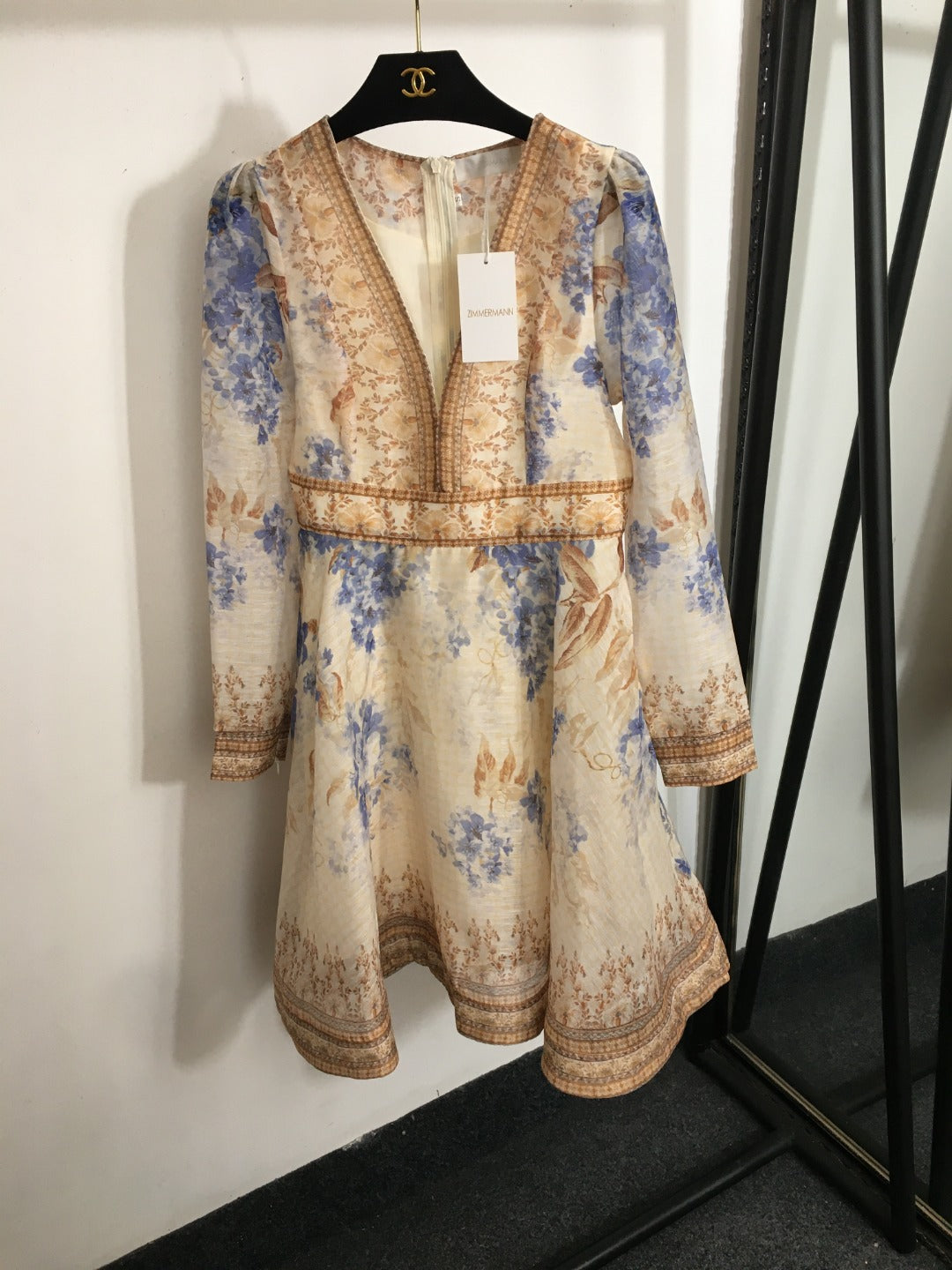 ZIM* Floral V-neck waist dress