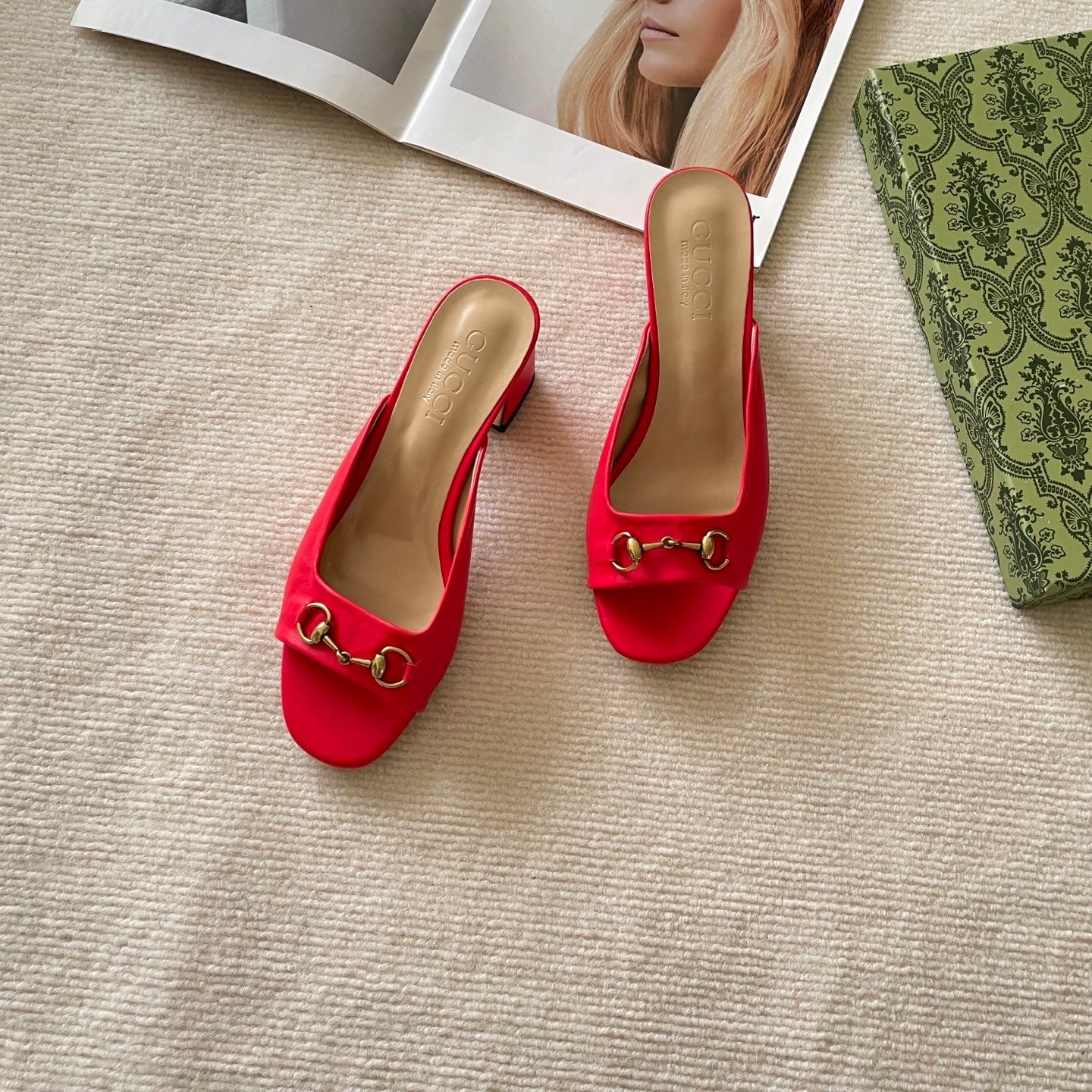 GU* 25 Double G Block Heel Sandals