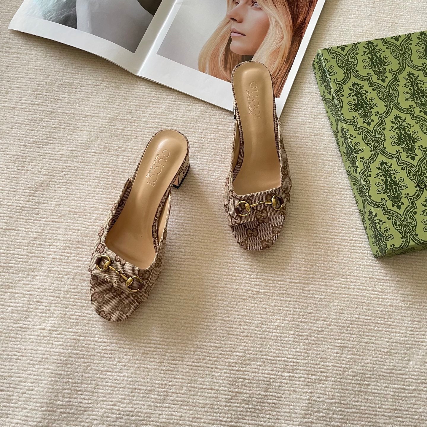 GU* 25 Double G Block Heel Sandals