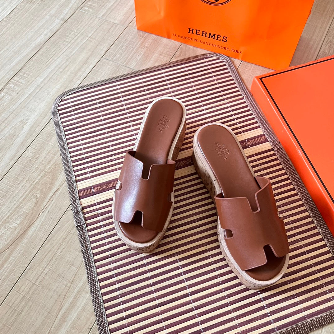 Herm* Wedge Slides