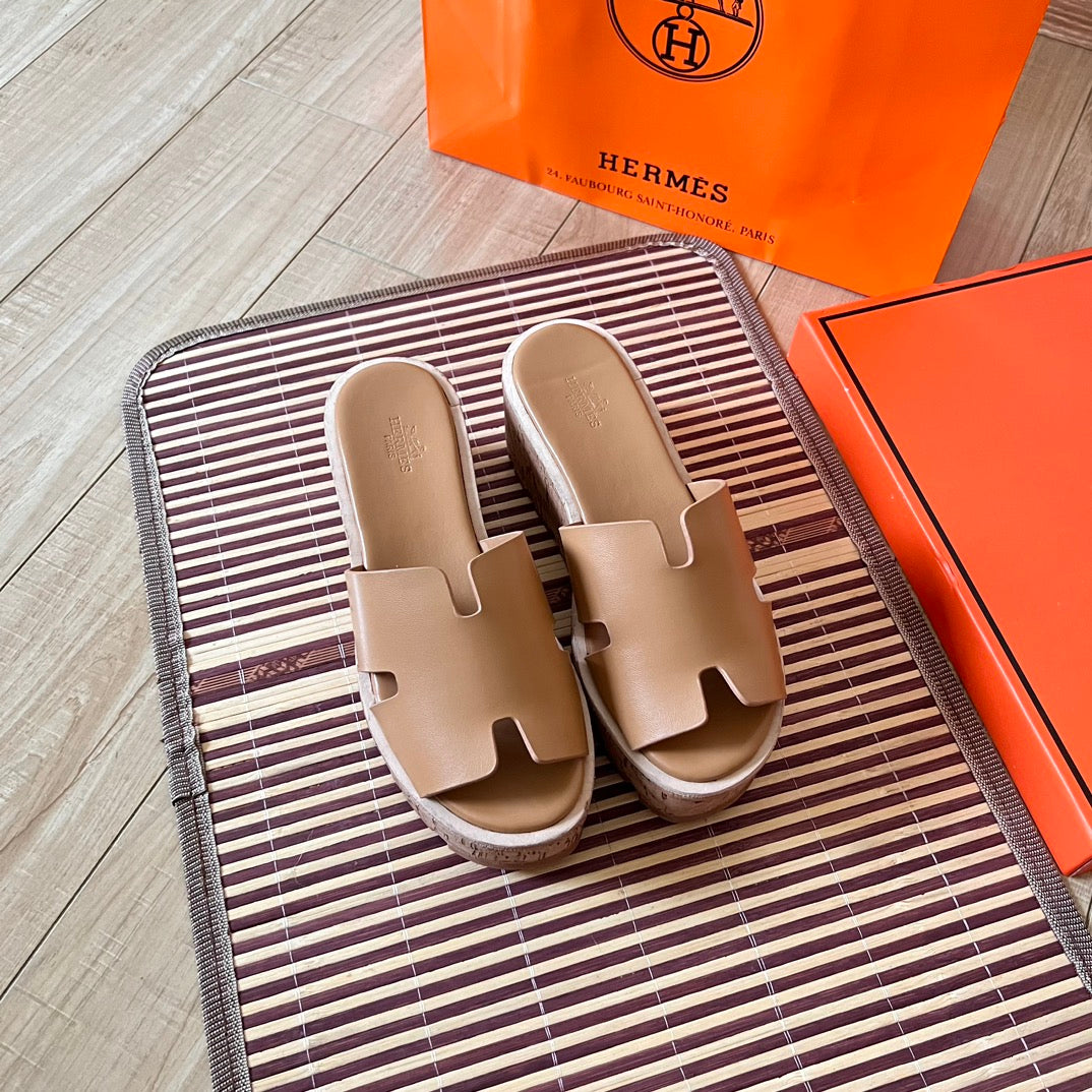 Herm* Wedge Slides