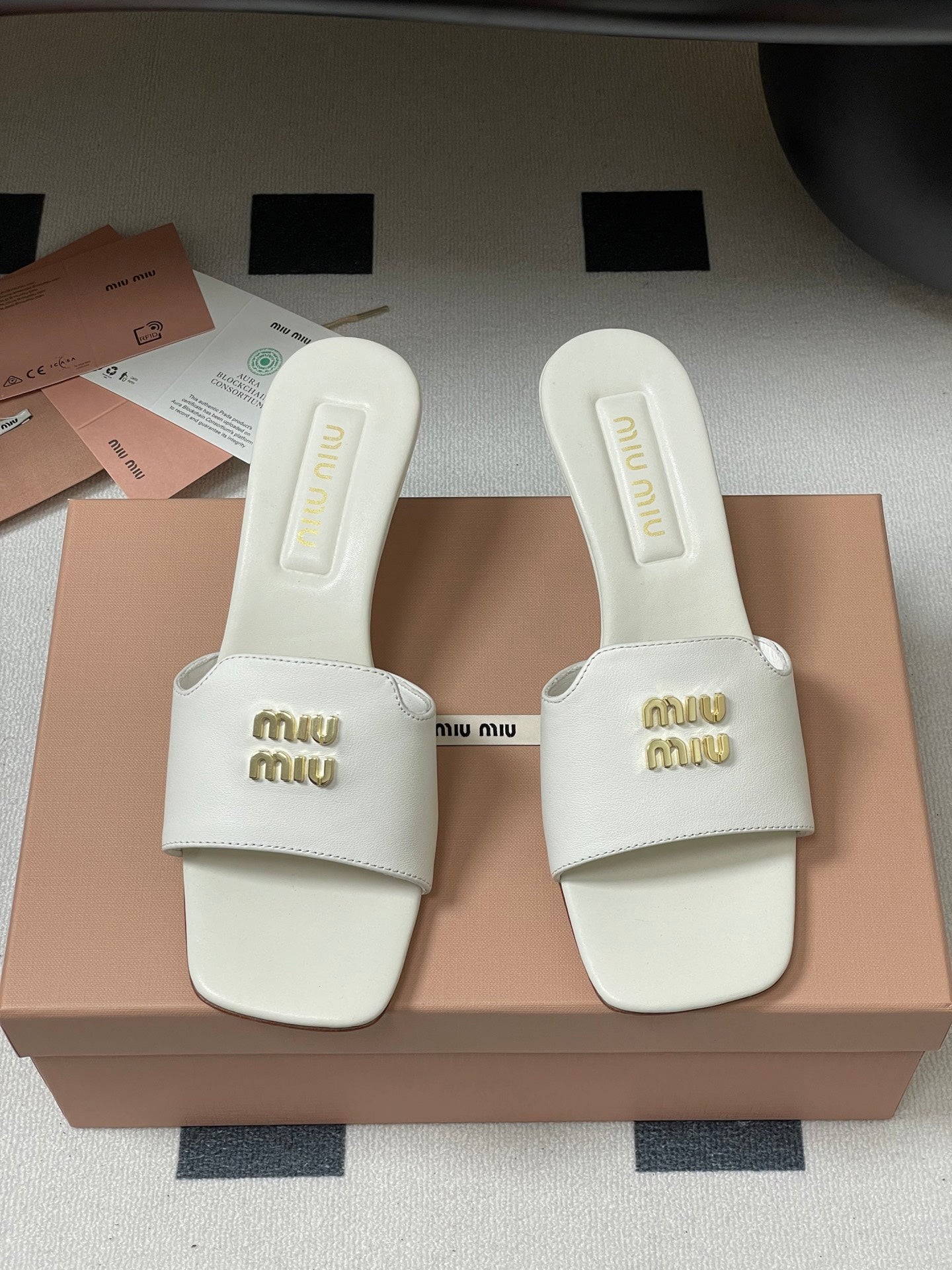 MI* 25SS high heel slippers  VIP