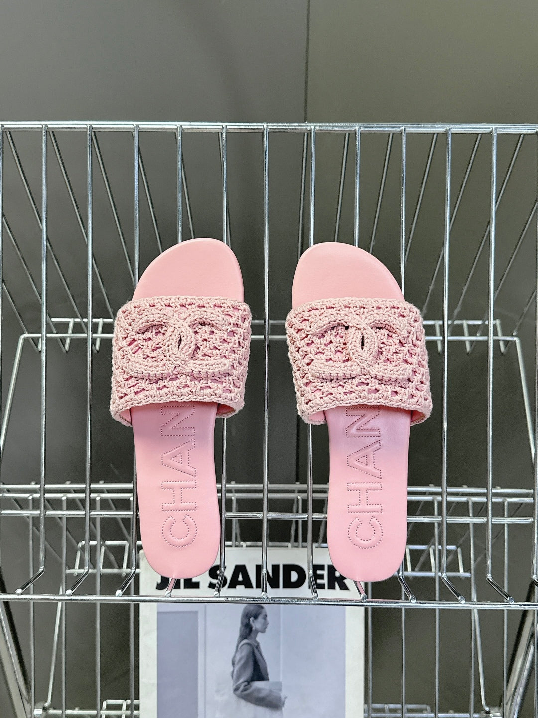 CHAN* 25SS Woven Slippers VIP