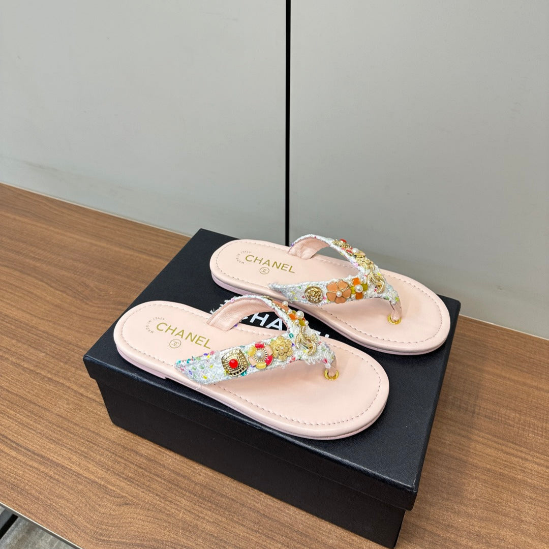 CHAN* 25SS flip flops vip