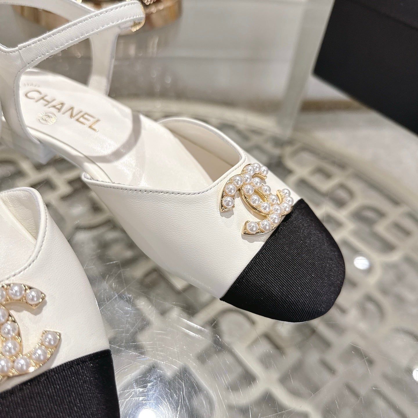 CHAN* 25SS Mary Jane Sandals