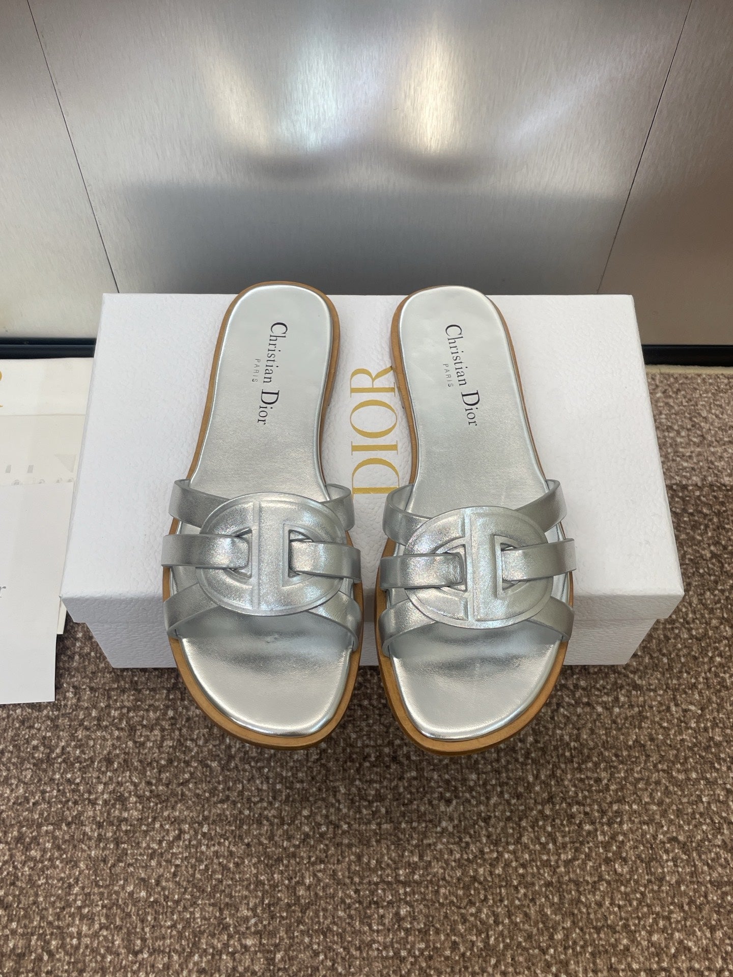 DIO* 25SS hollow cross slippers VIP