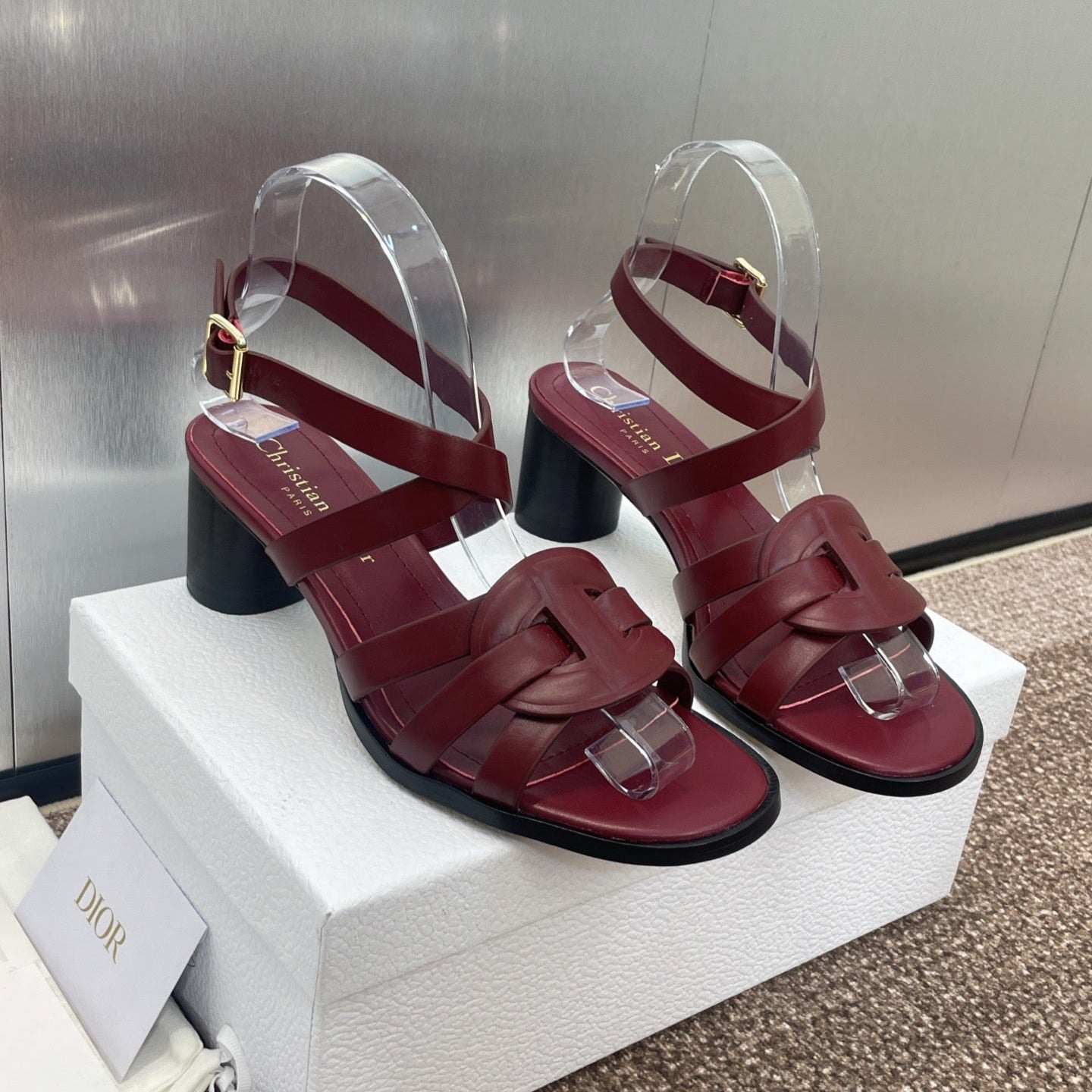 DIO* 25SSCD lettering high-heeled sandals VIP