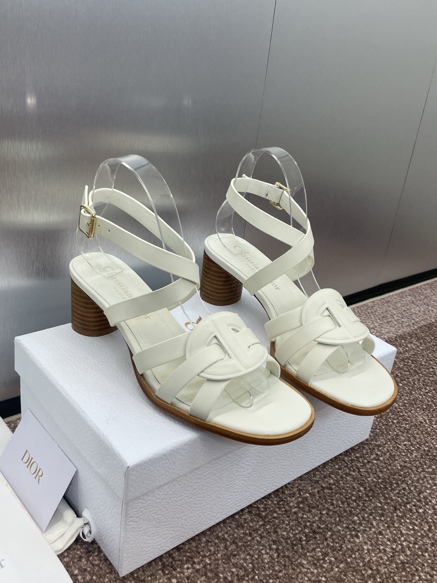 DIO* 25SSCD lettering high-heeled sandals VIP