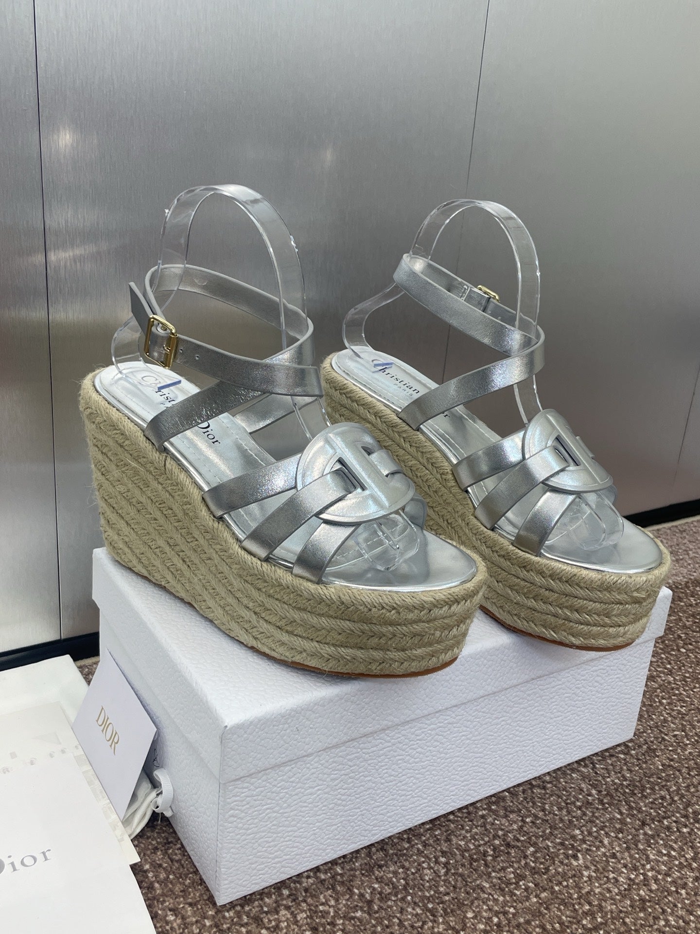 DIO* 25SSCD letter wedge sandals VIP