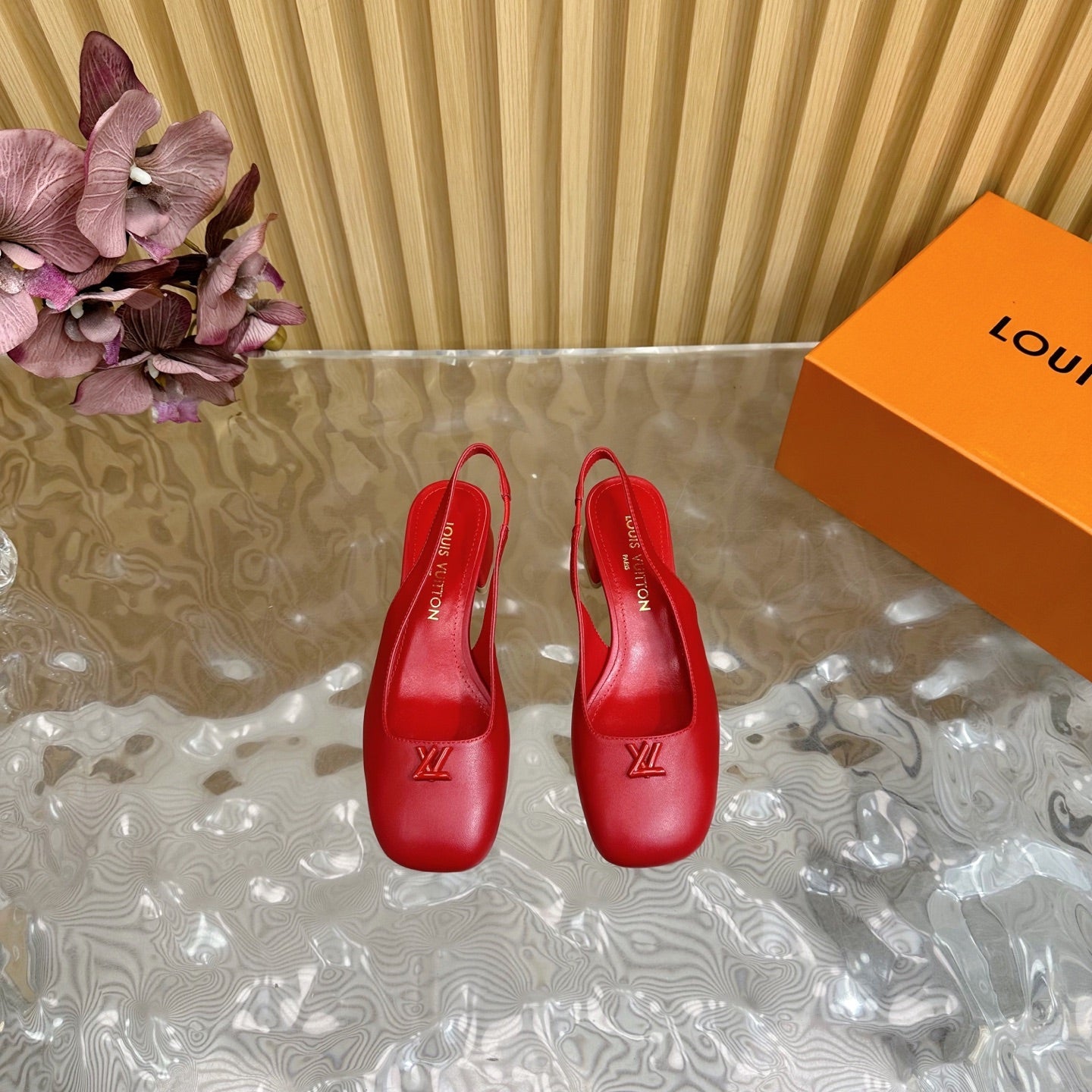 LOU* 25SS vintage sandals VIP