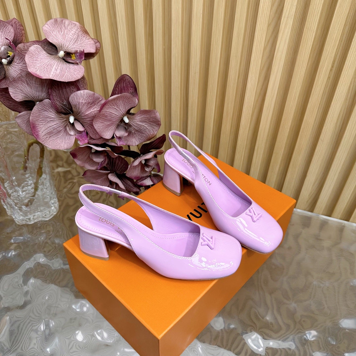 LOU* 25SS vintage sandals VIP