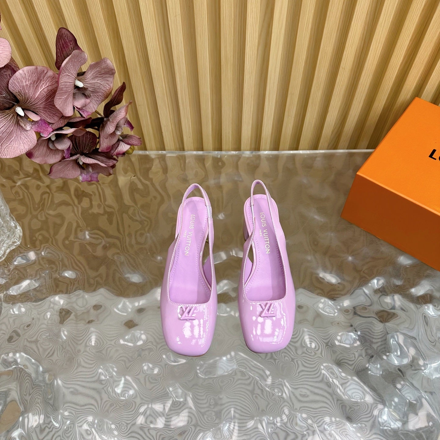 LOU* 25SS vintage sandals VIP