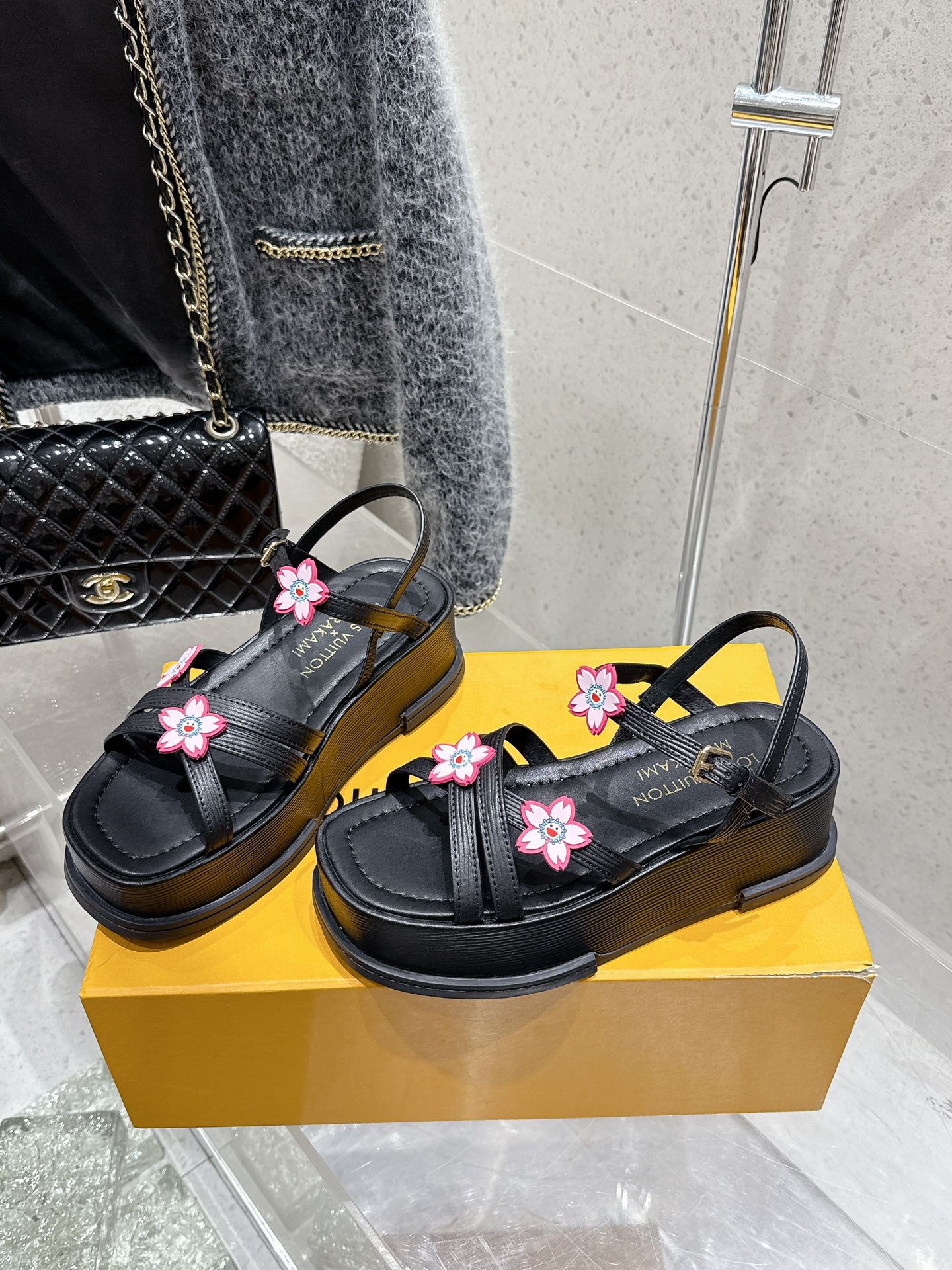 LOU* 25SS Platform Sandals VIP