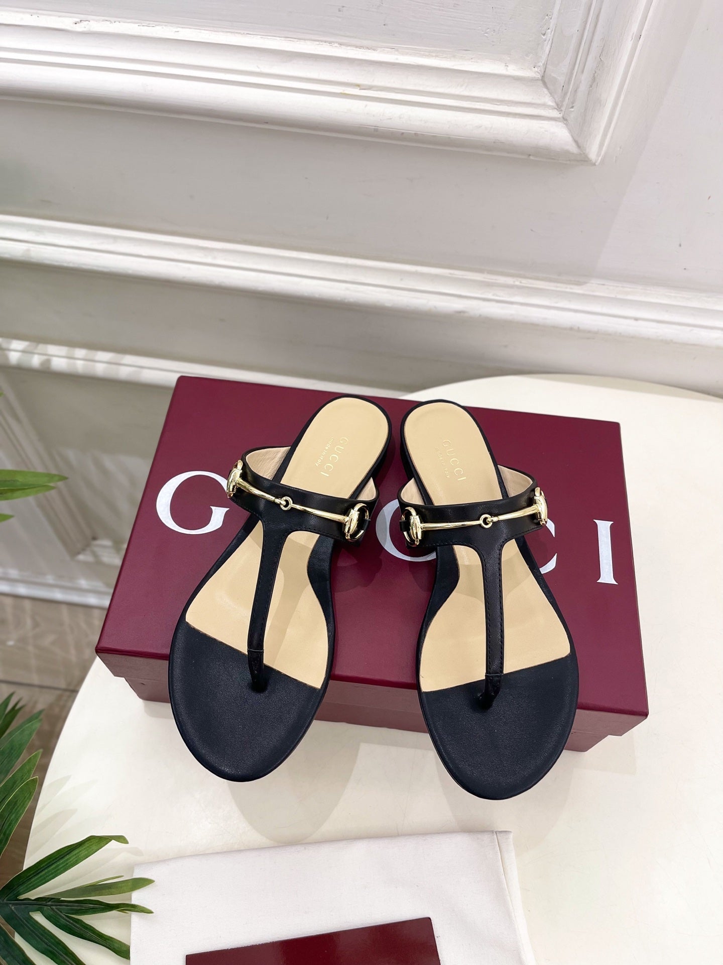 GU* 25SS Flip Flops VIP