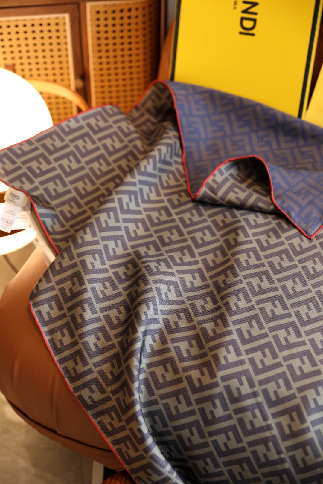 Fendi* 25SS square scarf