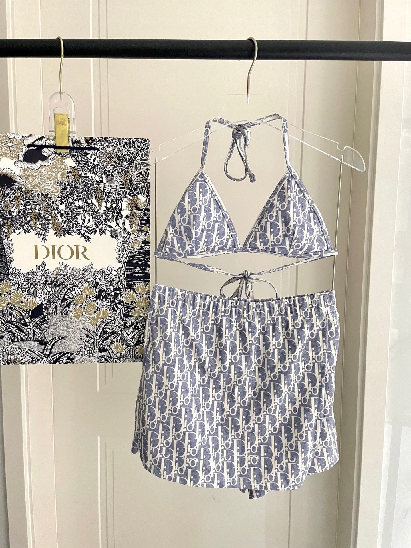 DIO* 25SS three piece swimsuit