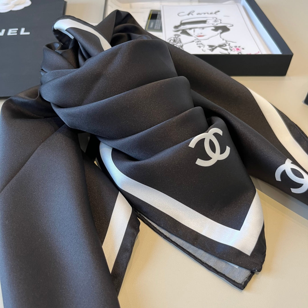 CHAN* 25SS 100% silk square scarf