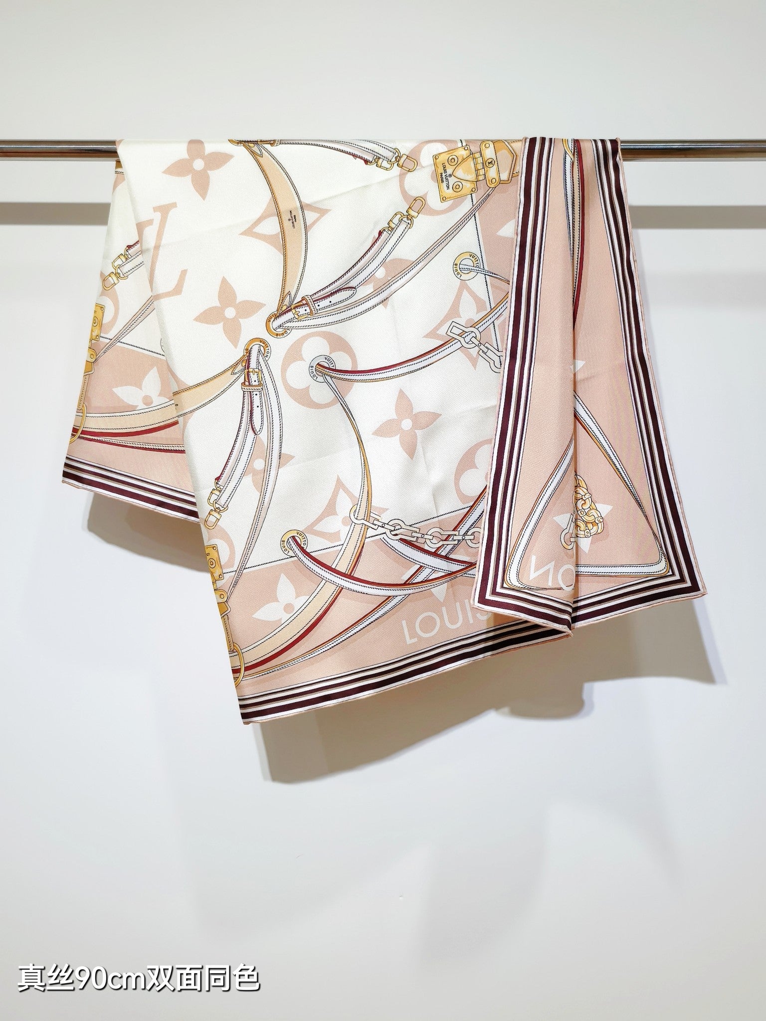 LV* 25SS 100% silk square scarf