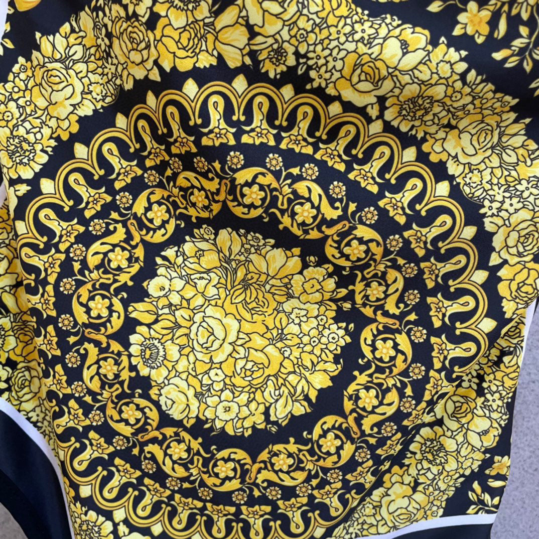 Versace* 25SS Swimsuit 2-Piece Set