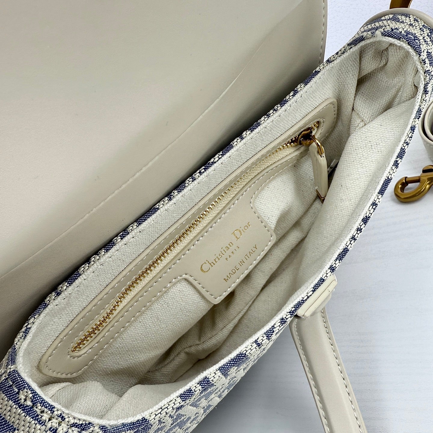 DIO* 25SS saddle bag